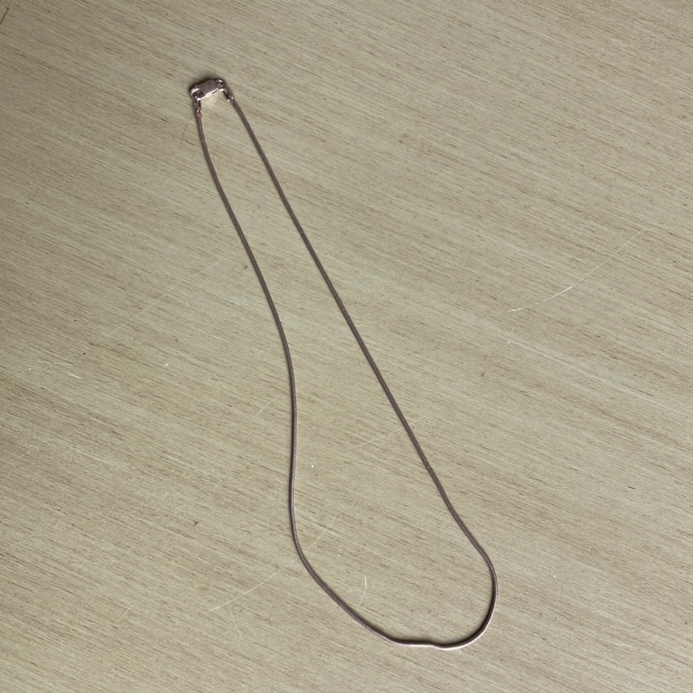 Thin chain with narrow clasp for all pendants and beads listed.